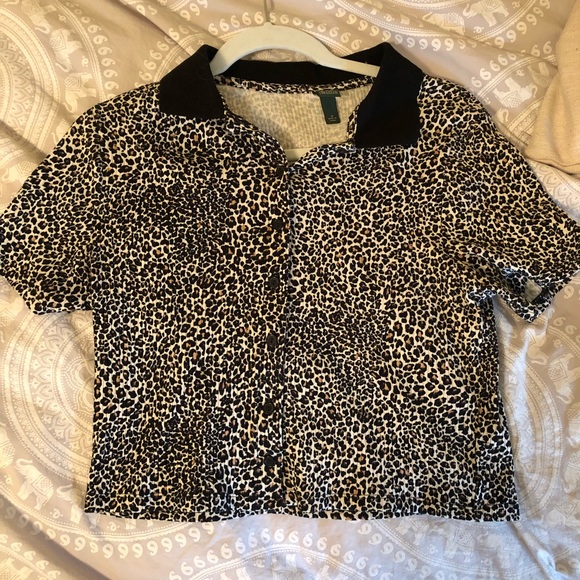 Tops - leopard tee (wild fable)